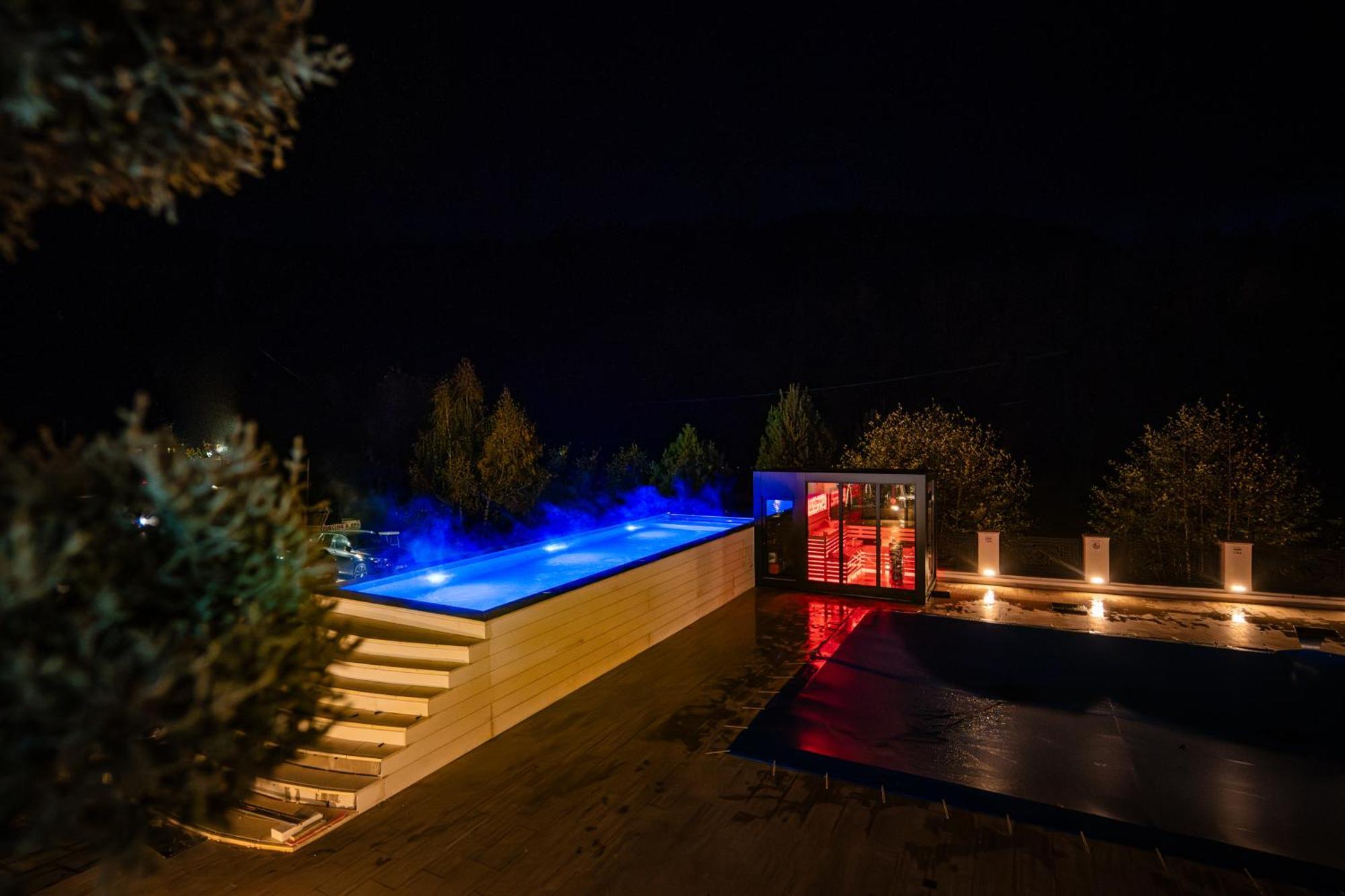Carpentiere Arena Hotel Rasinari Bagian luar foto